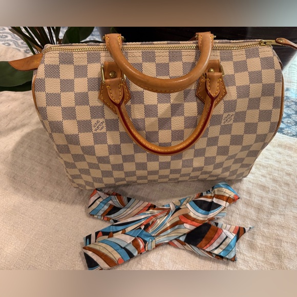 Louis Vuitton Speedy 30 in Damier Azur in Almost-New Condition! - Picture 3 of 16
